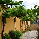 Quinta-lina De Aparthotel Serpins