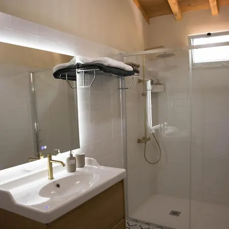 Quinta-lina De 3* Serpins