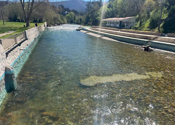 Apart-hotel Quinta-lina De Serpins