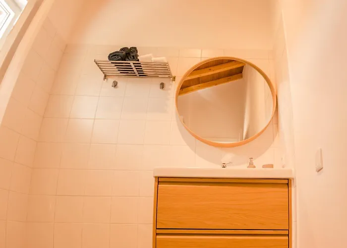 Quinta-lina De 3* Serpins