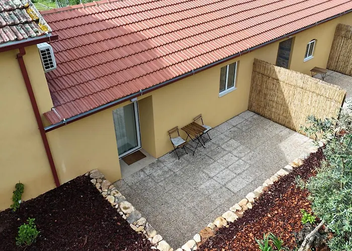 Apart-hotel Quinta-lina De 3*