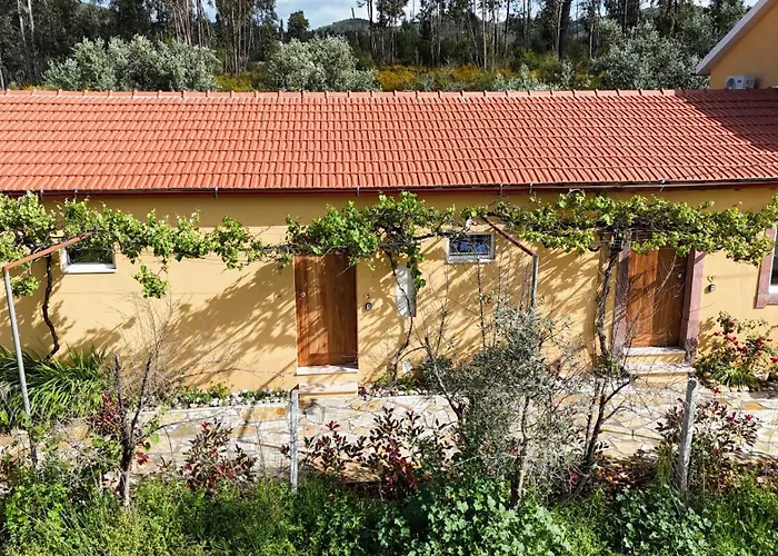 Apart-hotel Quinta-lina De Serpins